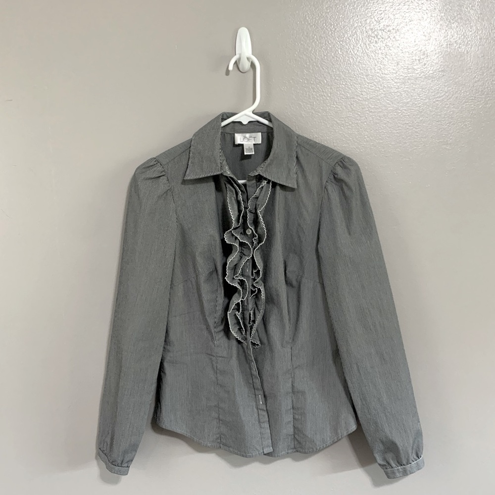 LOFT black and white pinstripe button-up with ruffles